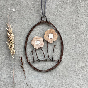 Hanging Metal Oval - Daisy