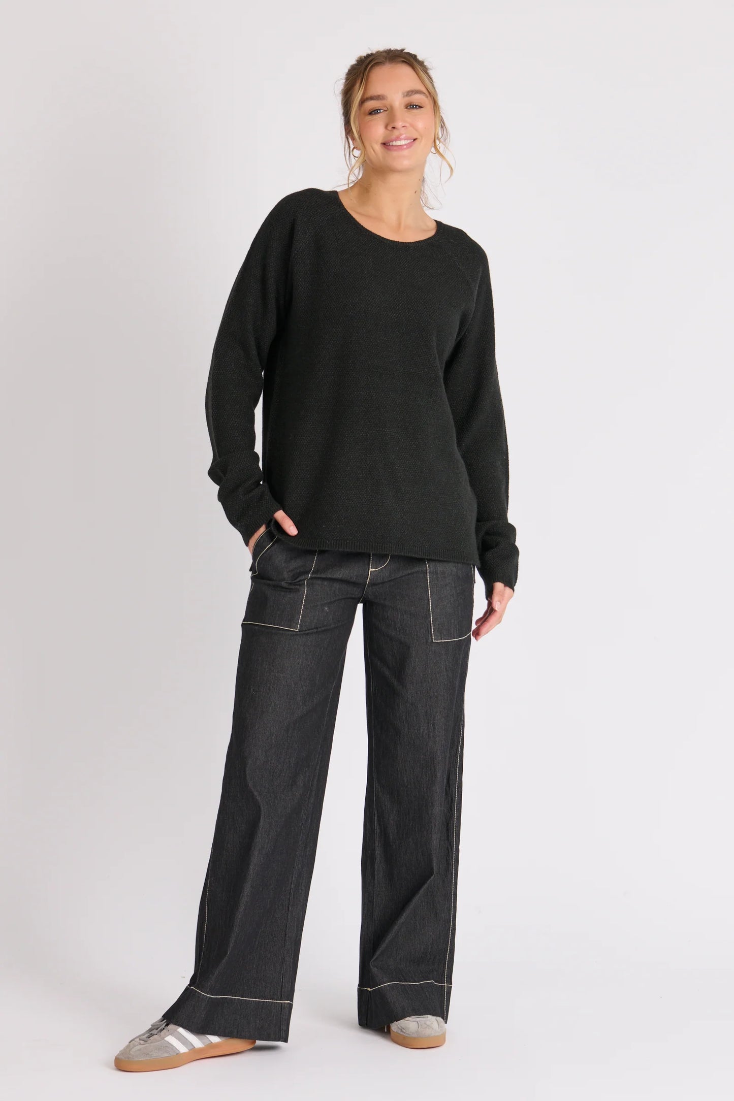 Raglan Knit- Black
