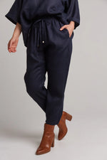 Studio Relaxed Pant- Navy