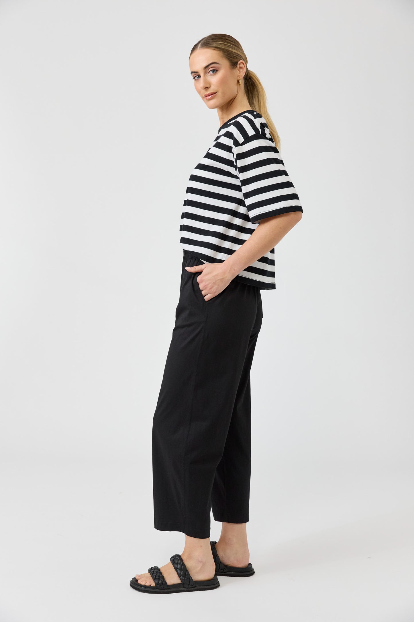 Studio Traveller Pant- Ebony