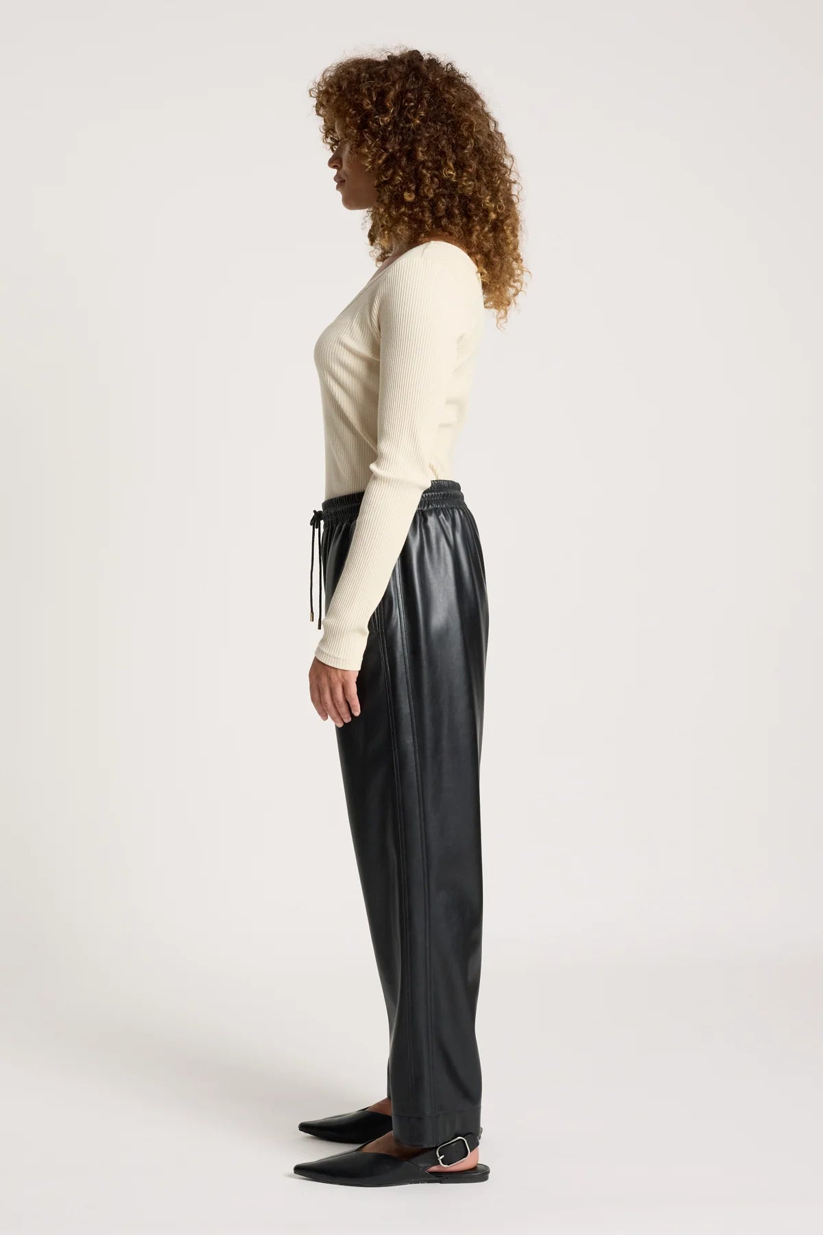 Amina Pants- Black