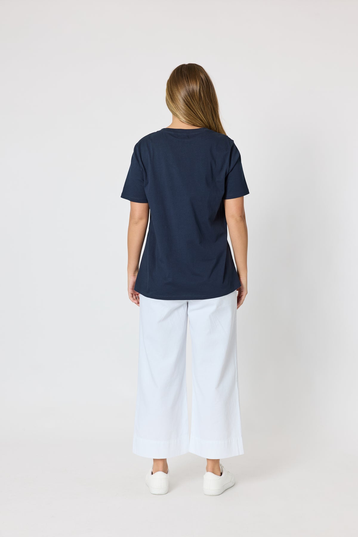Cotton V-neck T-shirt - Navy