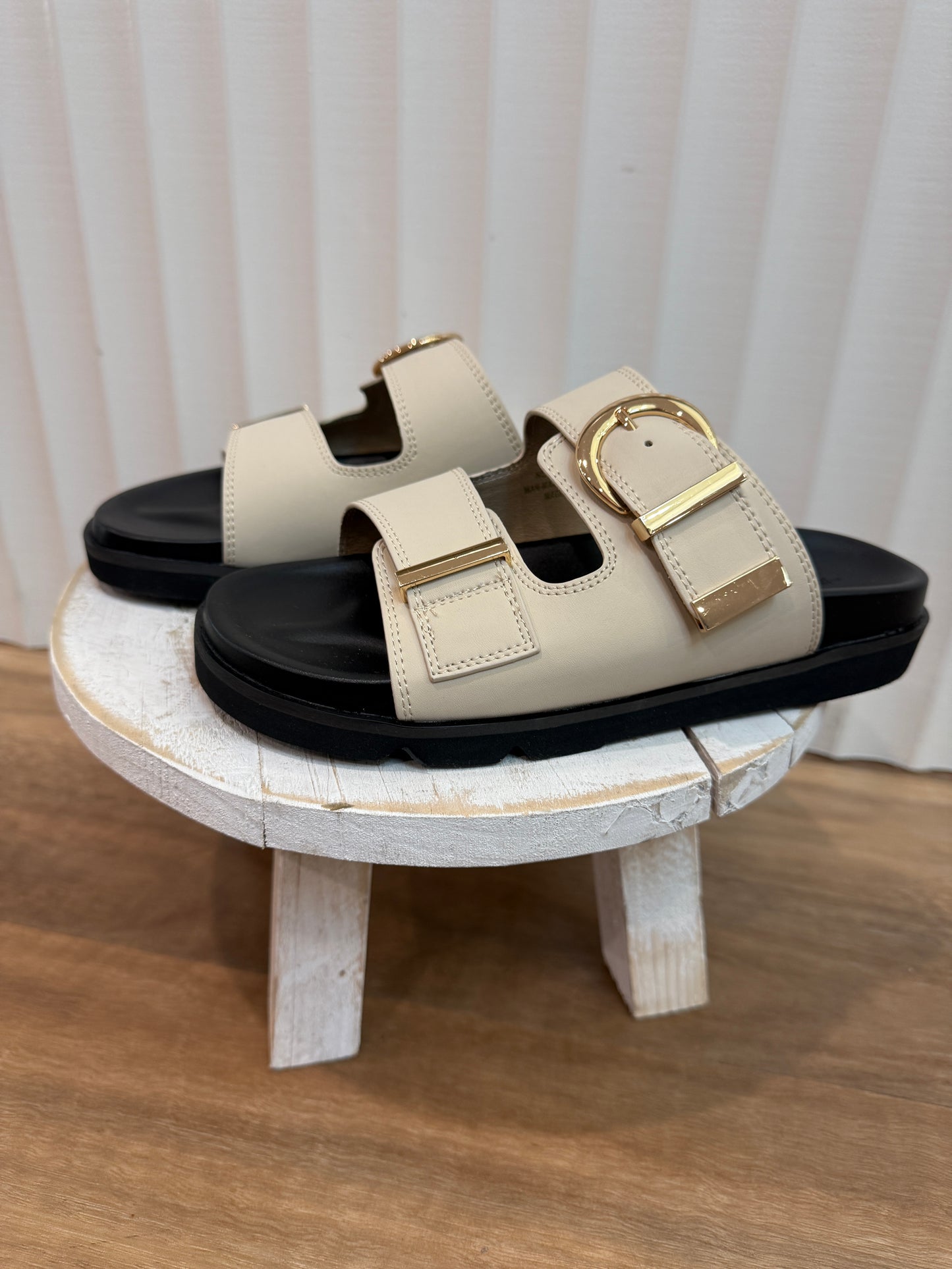 Nelly Sandal- Bone