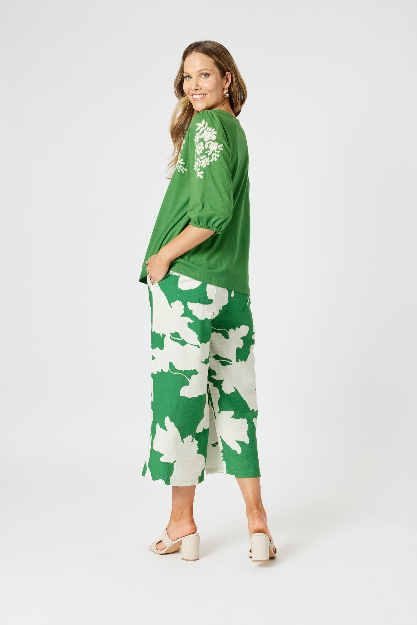 Jill Embroidered Tee- Elm