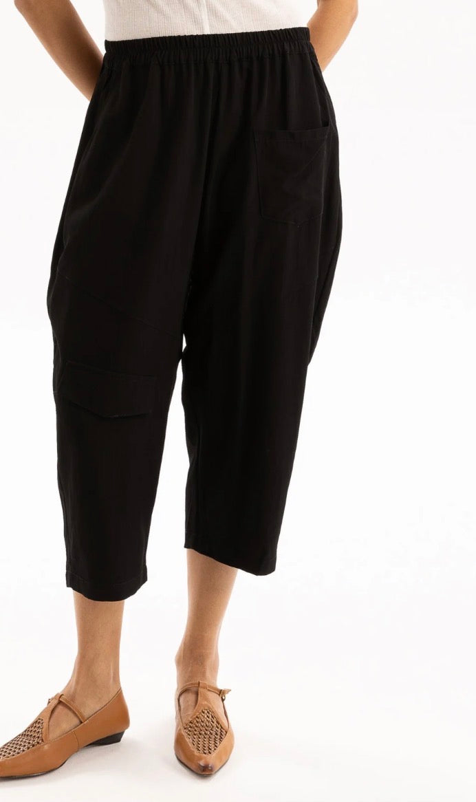 Yvette Pant - Black