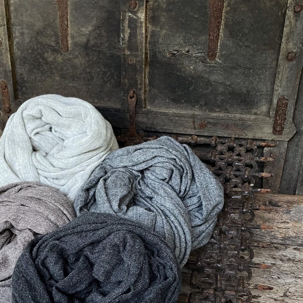 Meg By Design Cashmere Scarf - Ash