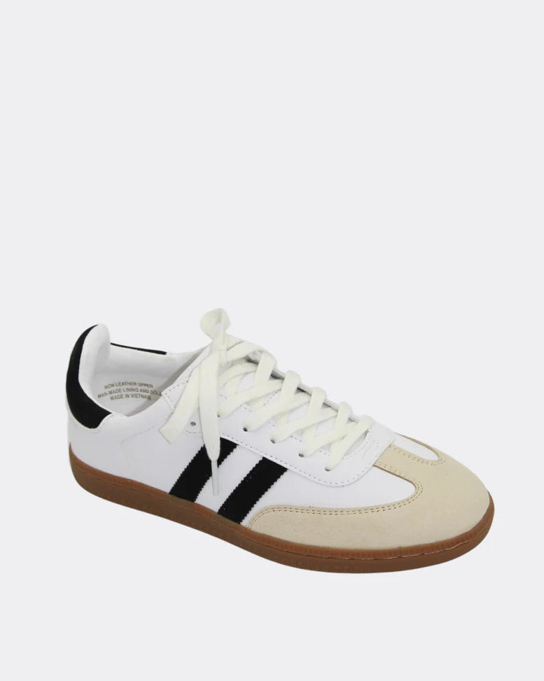 Swift Sneaker- White