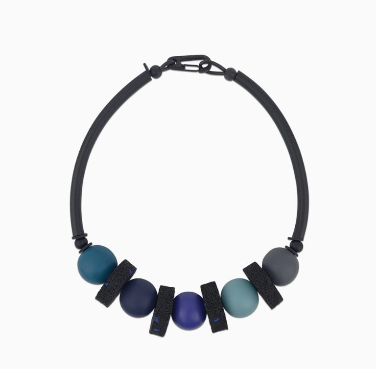 Frank Ideas Chunky Resin Beaded Necklace - Blues