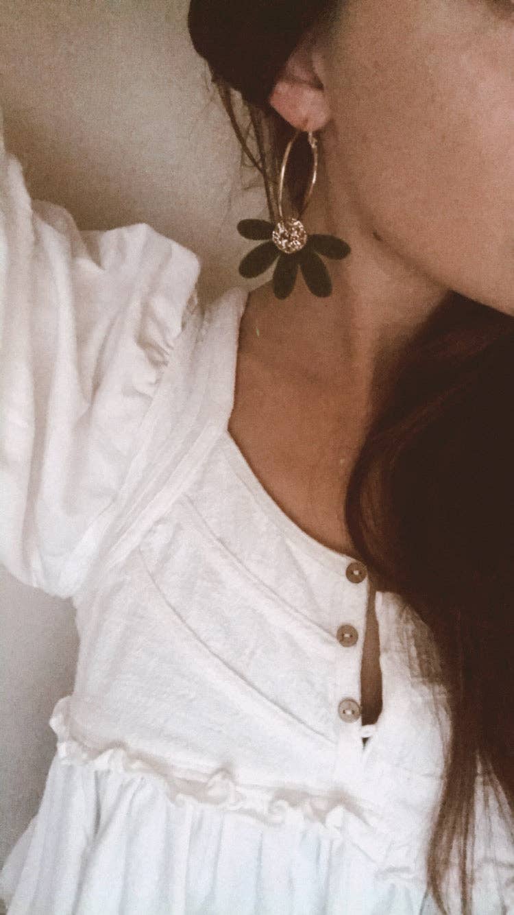 Jumbo Daisy Hoops | Olive + Gold Glitter