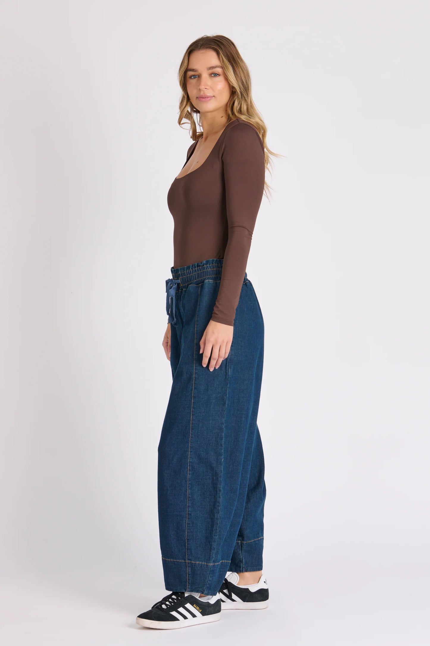 Barrell Leg Jean - Dark Denim