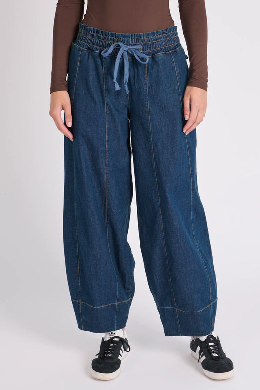Barrell Leg Jean - Dark Denim