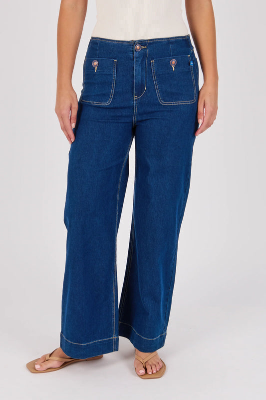 Seam Detail Straight Leg Jeans