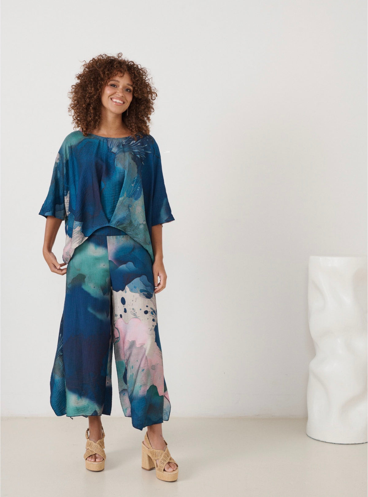 Florencia Phils Hem Pleat Blouse