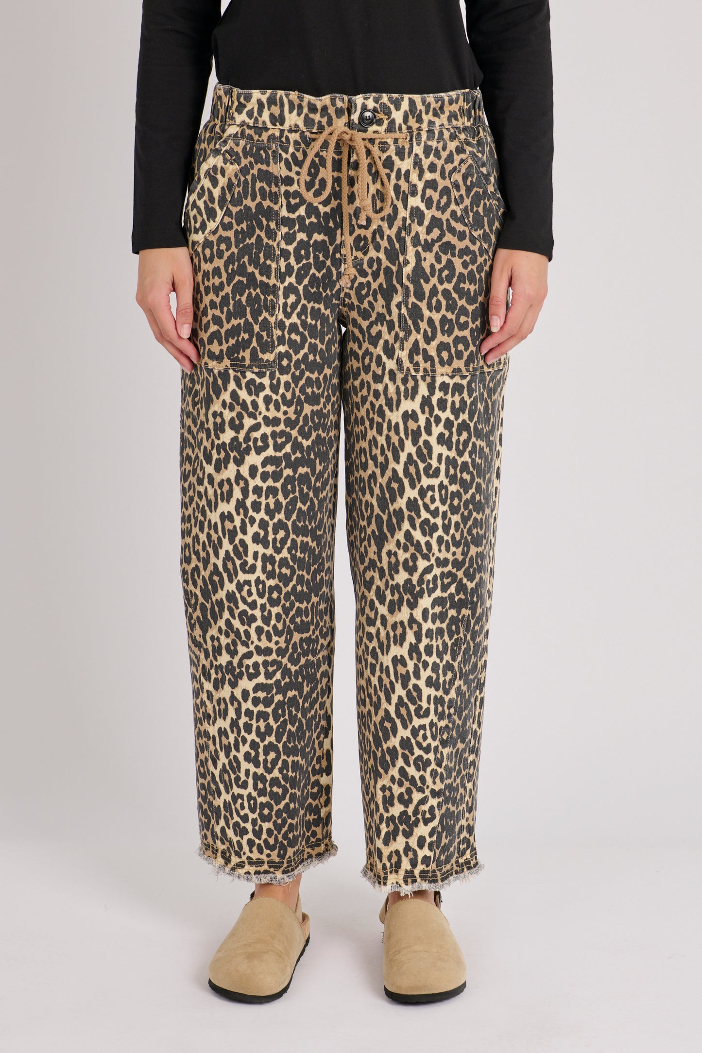 Tie Wasit Baggy Jeans- Animal Print