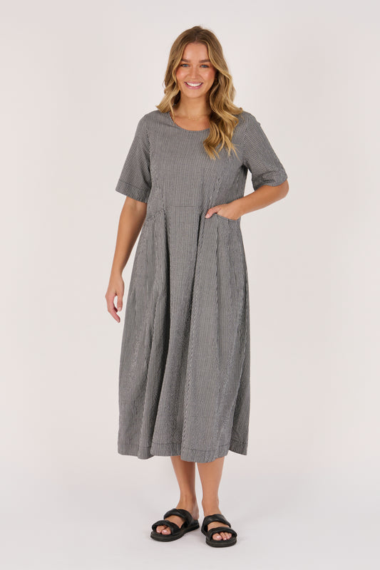 Pleat Pocket Dress- Black Check