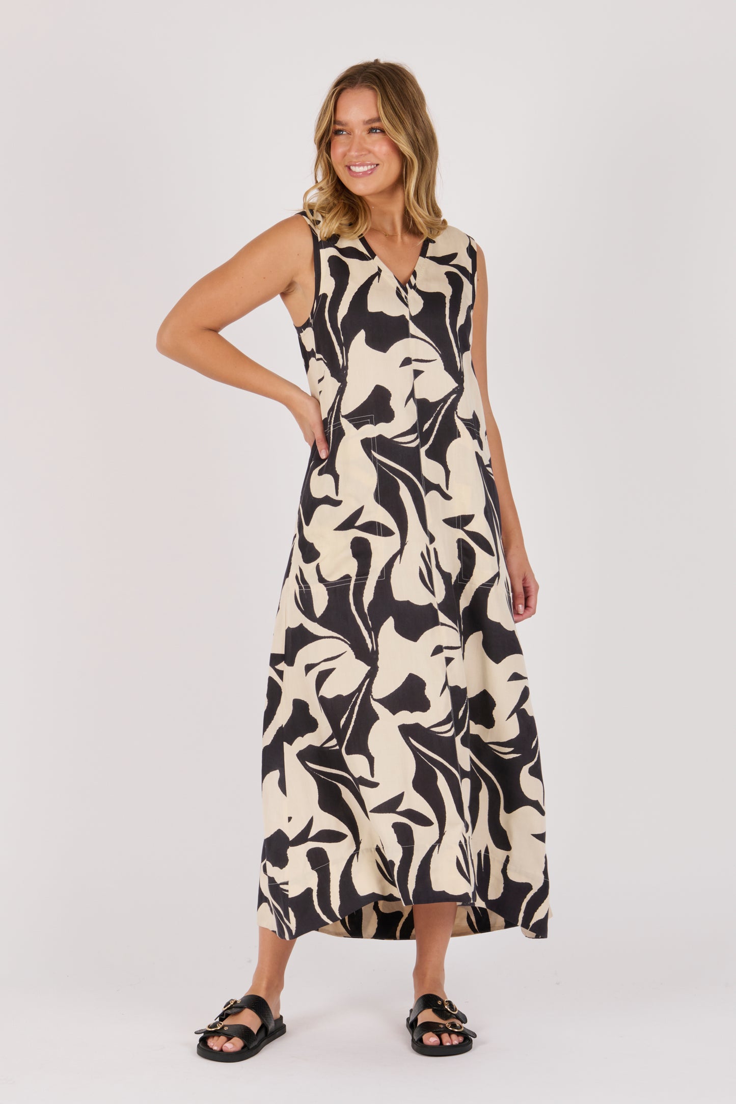 Sleeveless Maxi - Ecru & Black Swirl