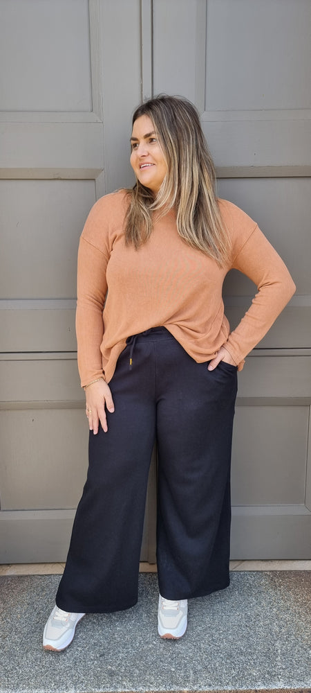 Wide Leg Trackpant - Black