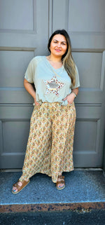 Ellis & Dewey Pocket Detail Wide Leg Pant - Abstract Animal