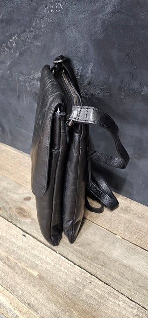 Soft Vintage Leather Multi Compartment Crossbody - Black