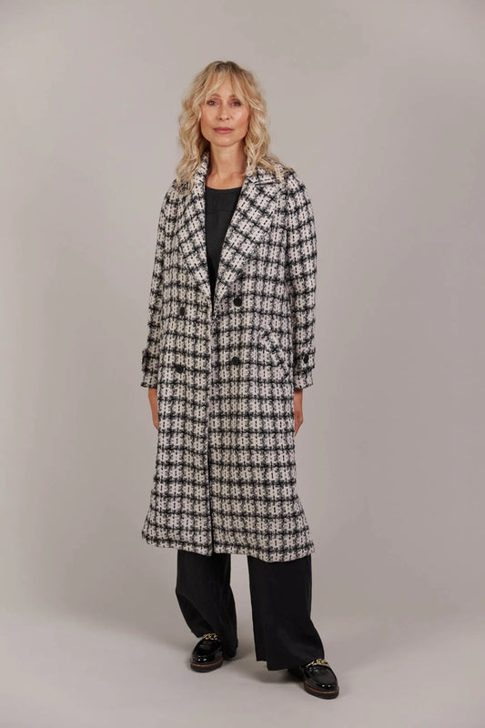 Aman Coat- Black