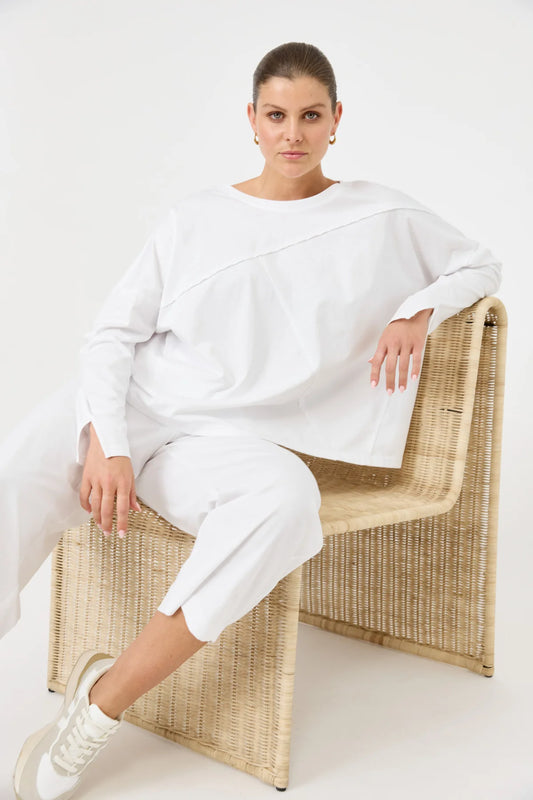 Studio Traveller LS T-shirt- Salt