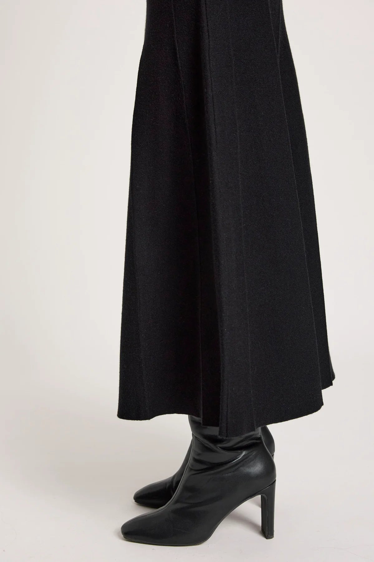 Zala Knit Skirt- Black