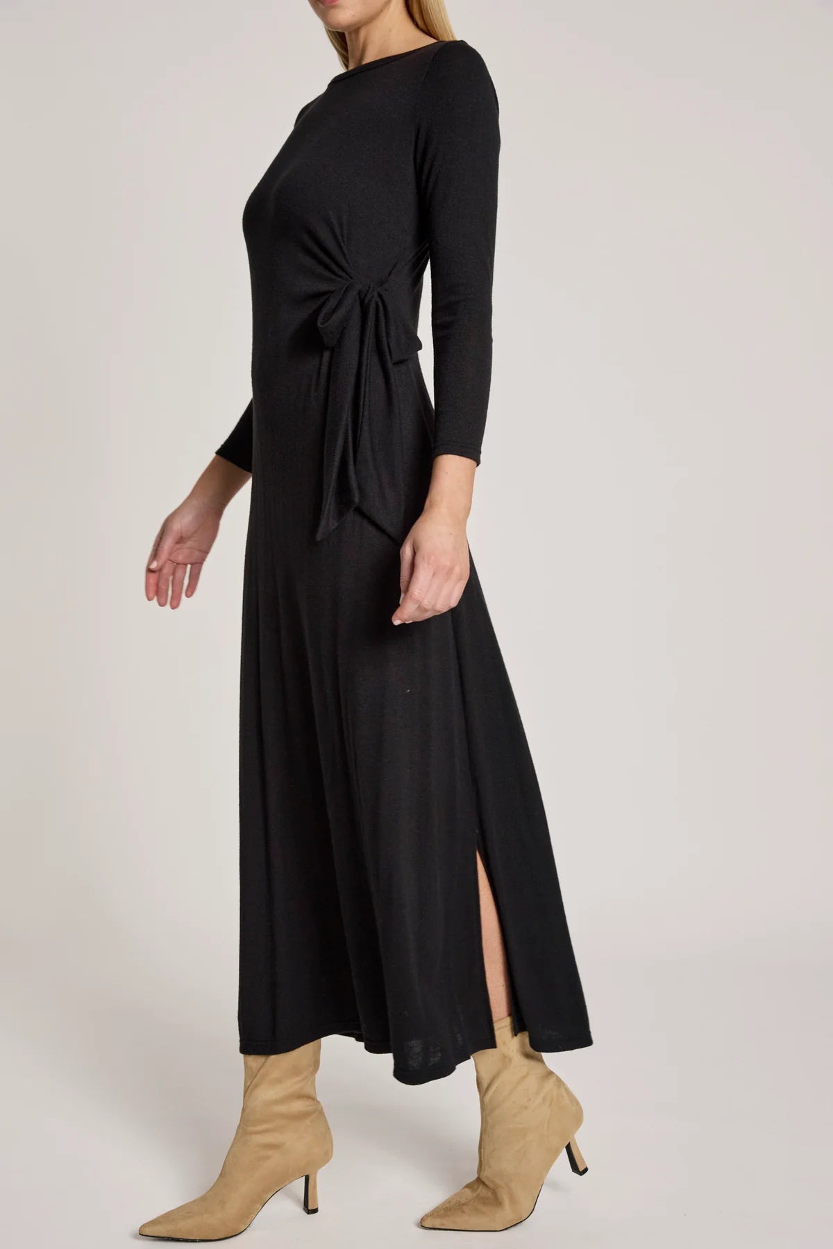 Aria Tie Maxi Dress- Black