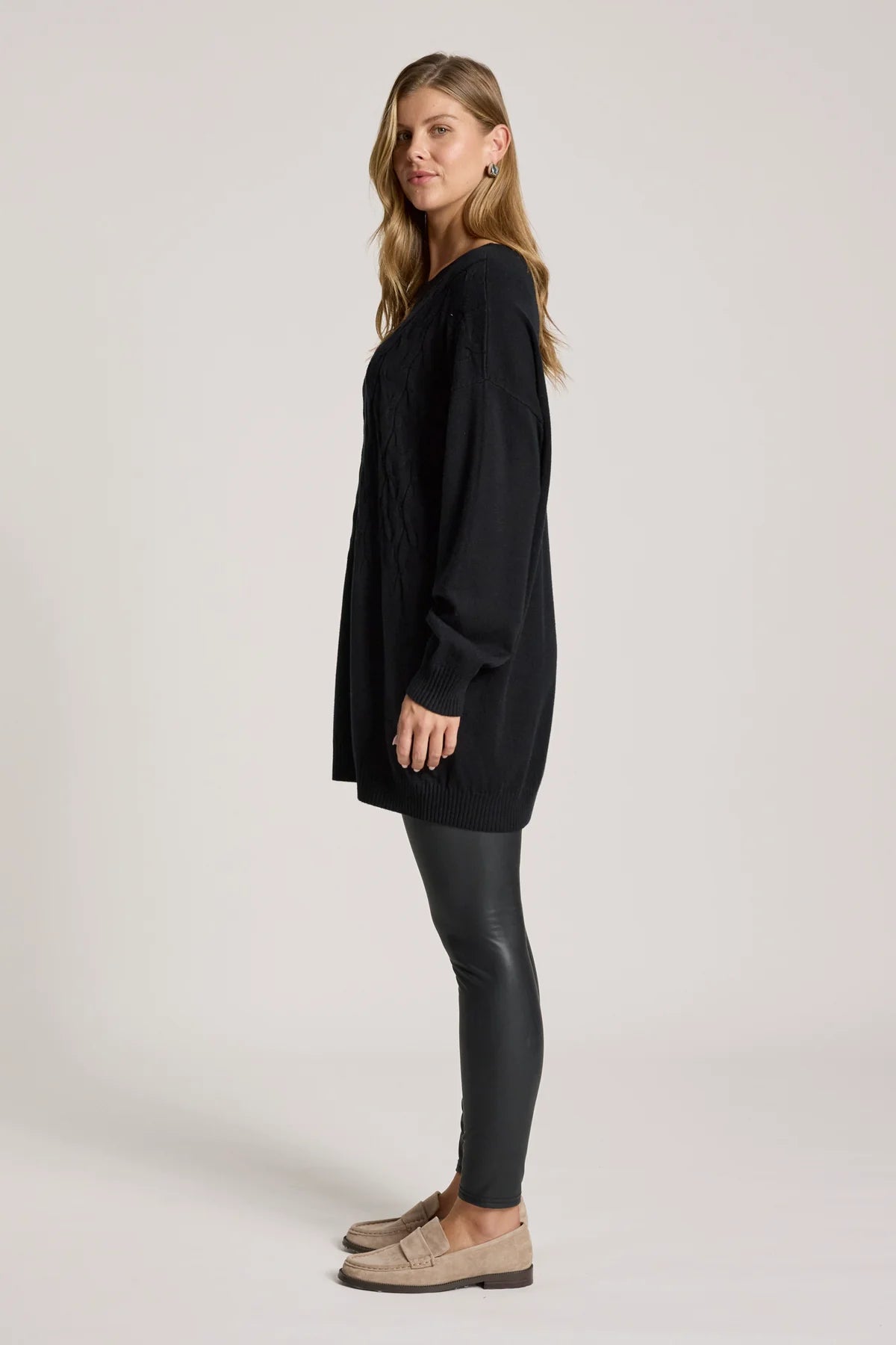 Samira Relaxed Knit- Black
