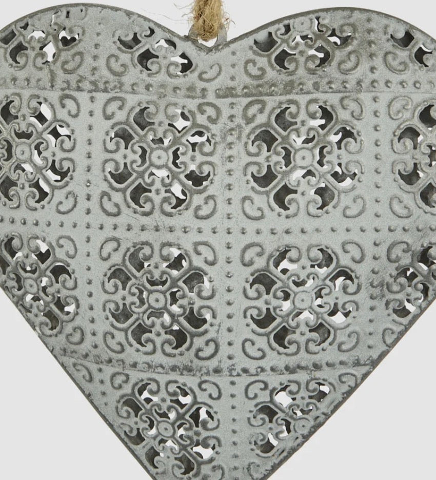 Etienne Lace Heart Decoration