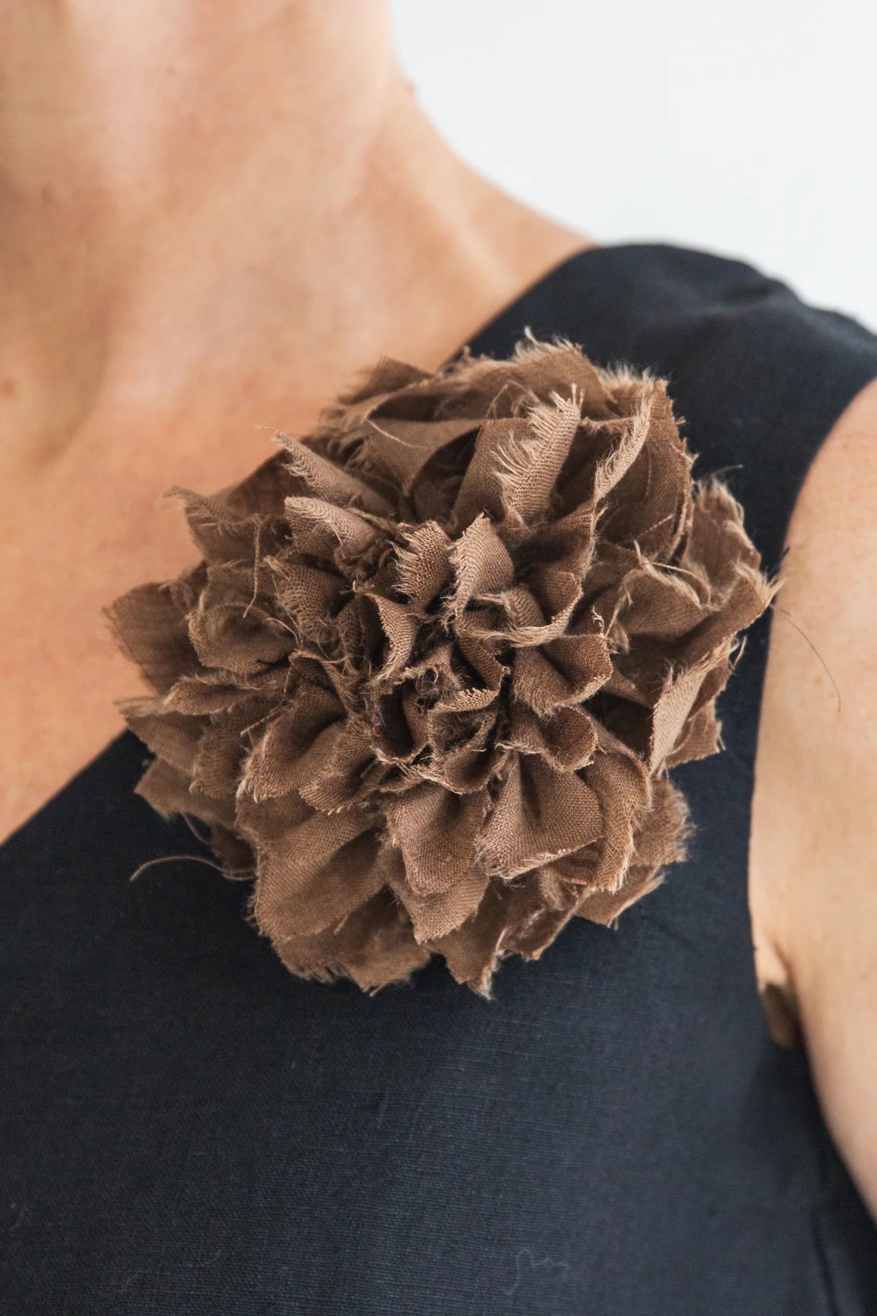 Fabric Flower Brooch - Cinnamon
