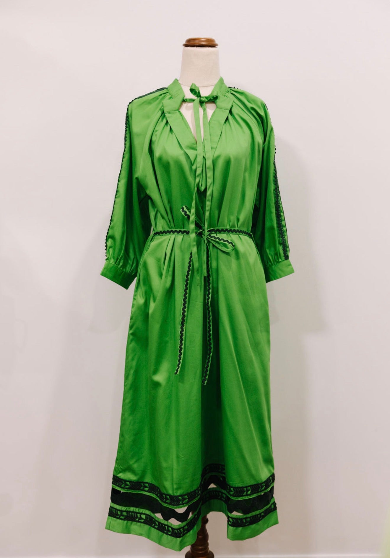 Emily Love Lock Elina Dress - Retro Green