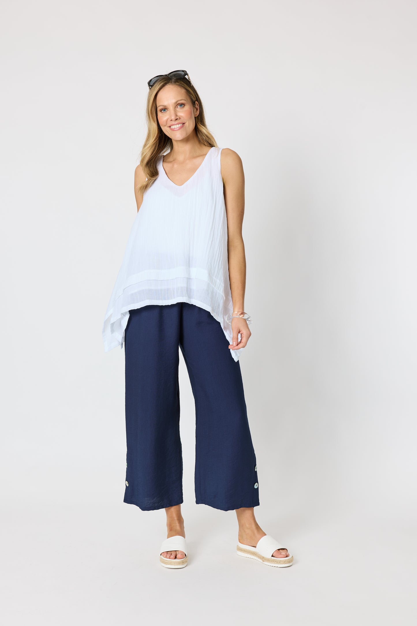 Essential Layer Top - White