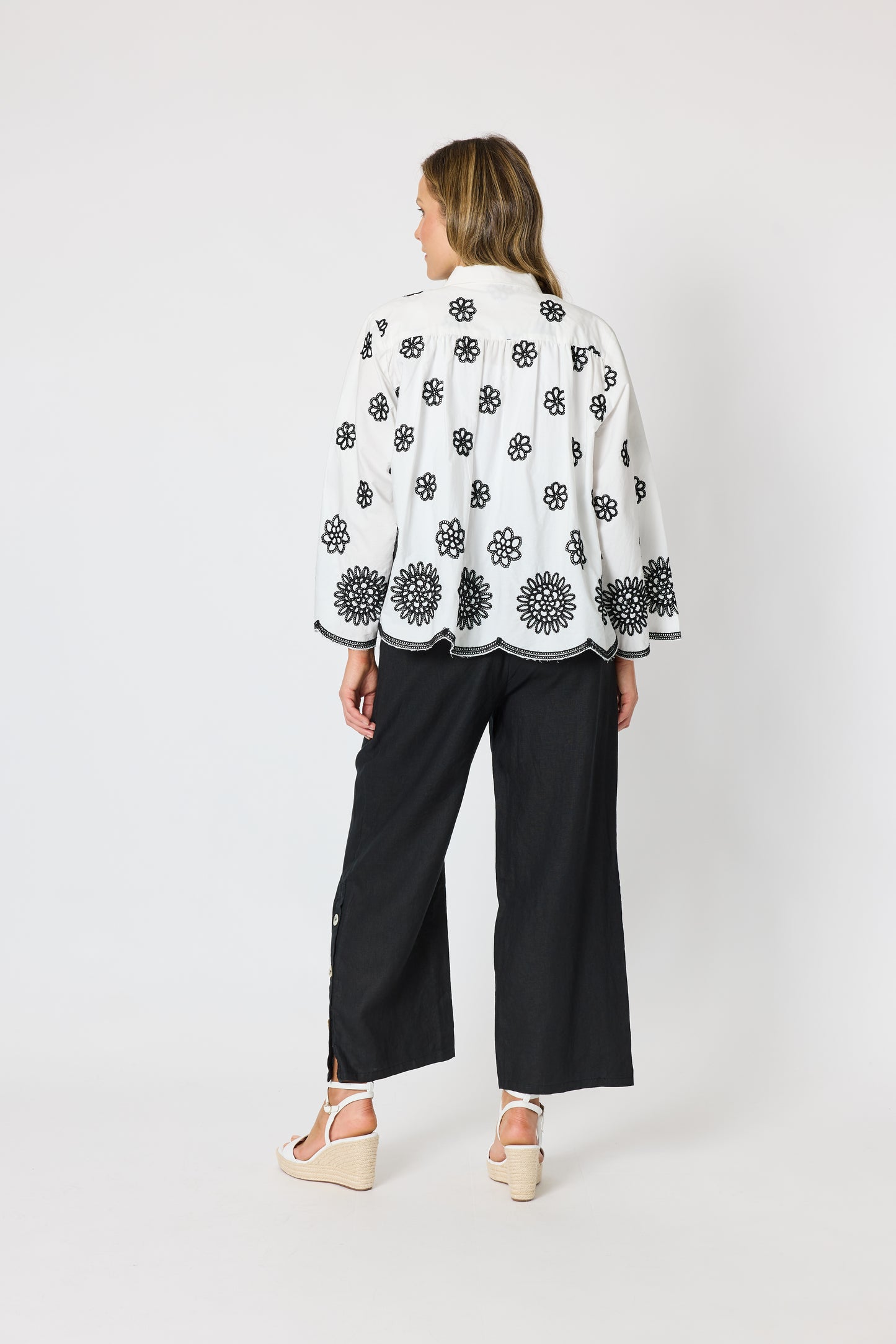 Paloma Embroidered Shirt - White/Black
