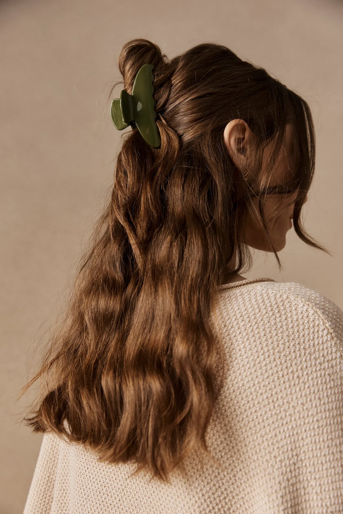 Zala Claw Clip- Pampas