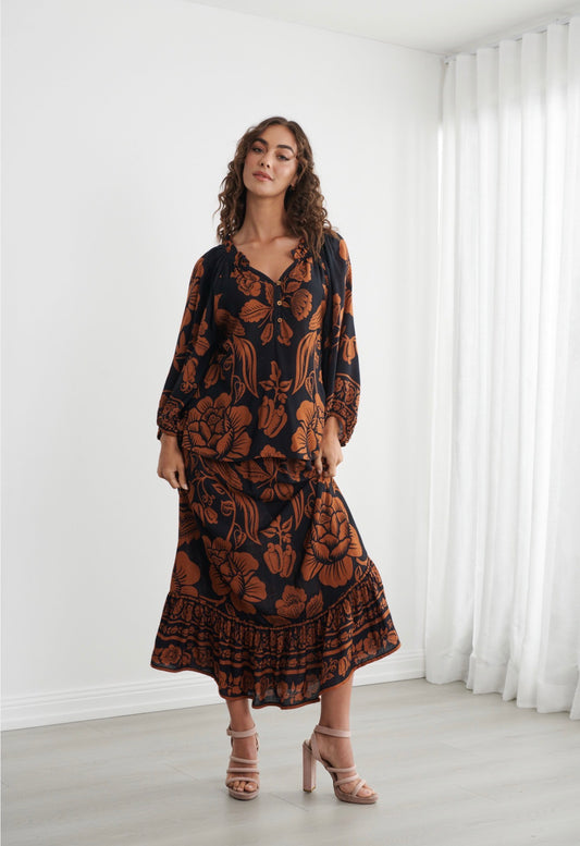 Caju Gathered Neck Printed Blouse