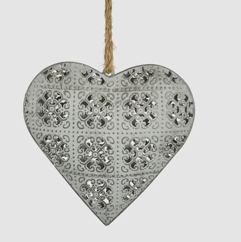 Etienne Lace Heart Decoration