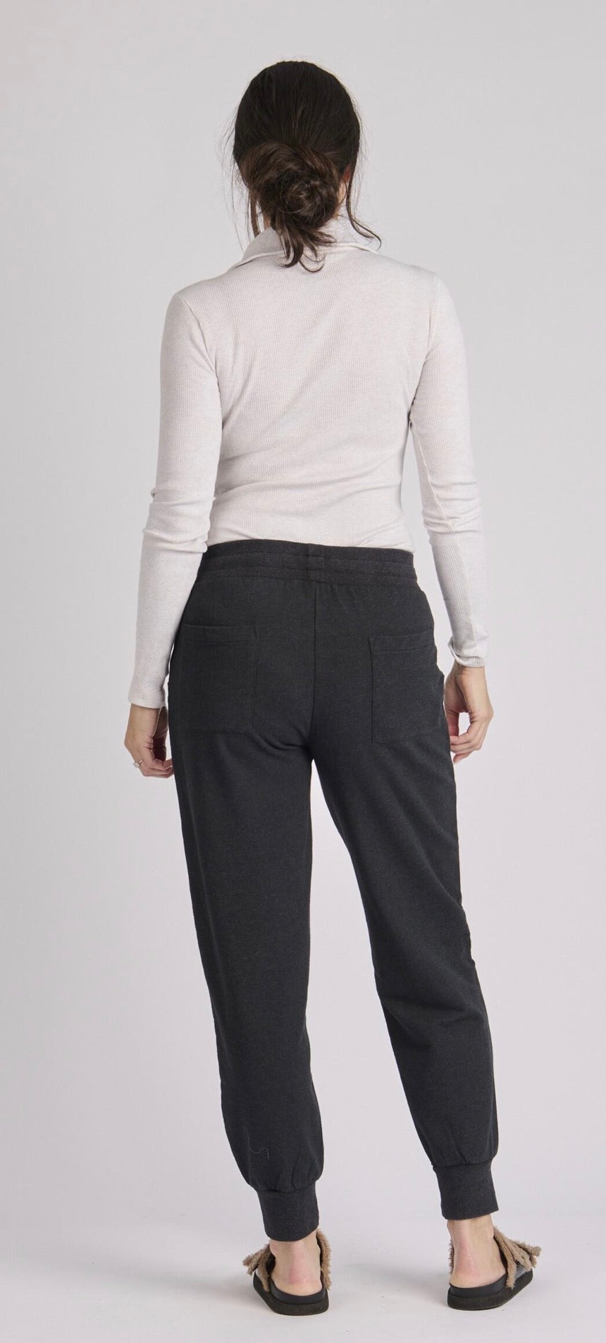Pocket Detail Pant - Black
