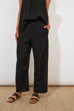 Tanna Pant - Jet
