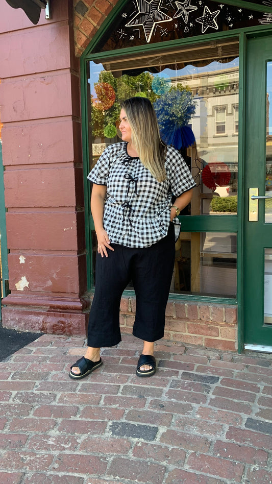 Riddle Top Gingham