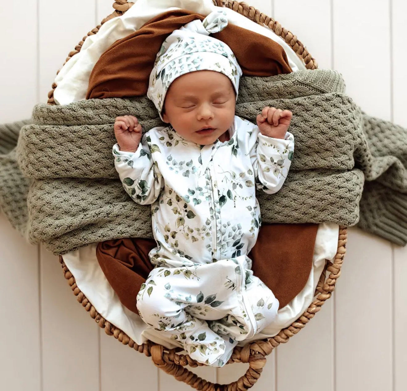 Eden Sleepsuit Zip Footie