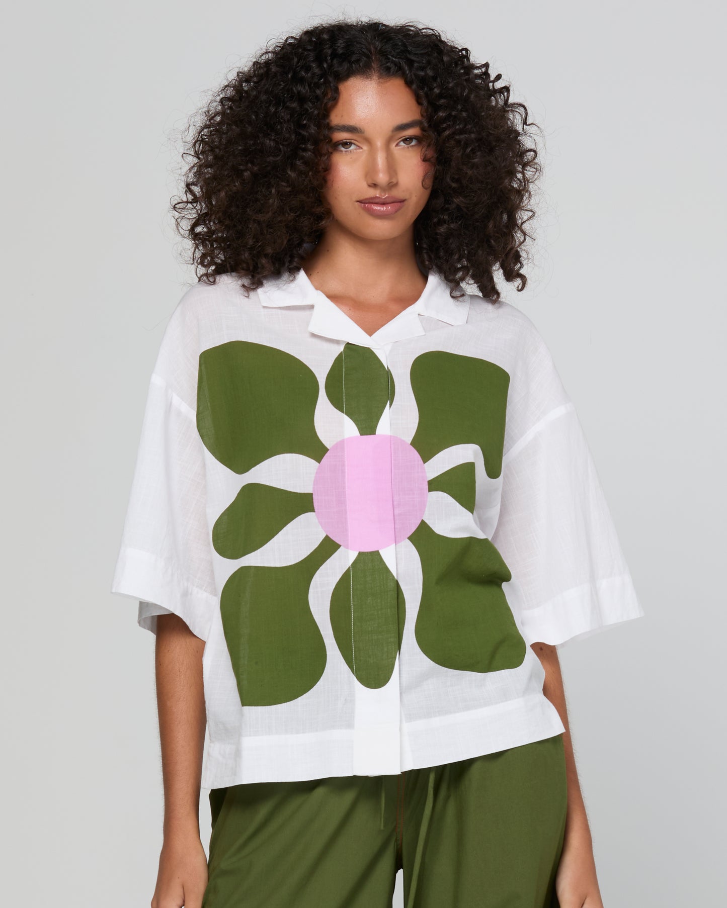 Dahlia Shirt - Cosmos