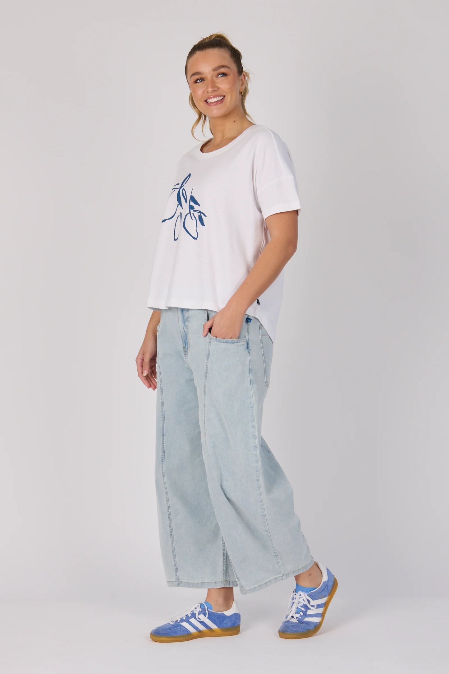 Drop Back Tee - Blue Lemons