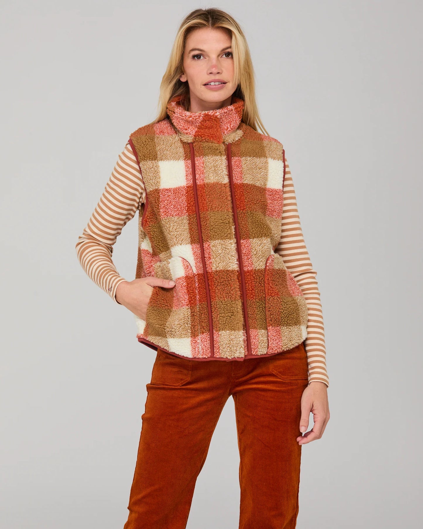Alba Vest - Sabi Check