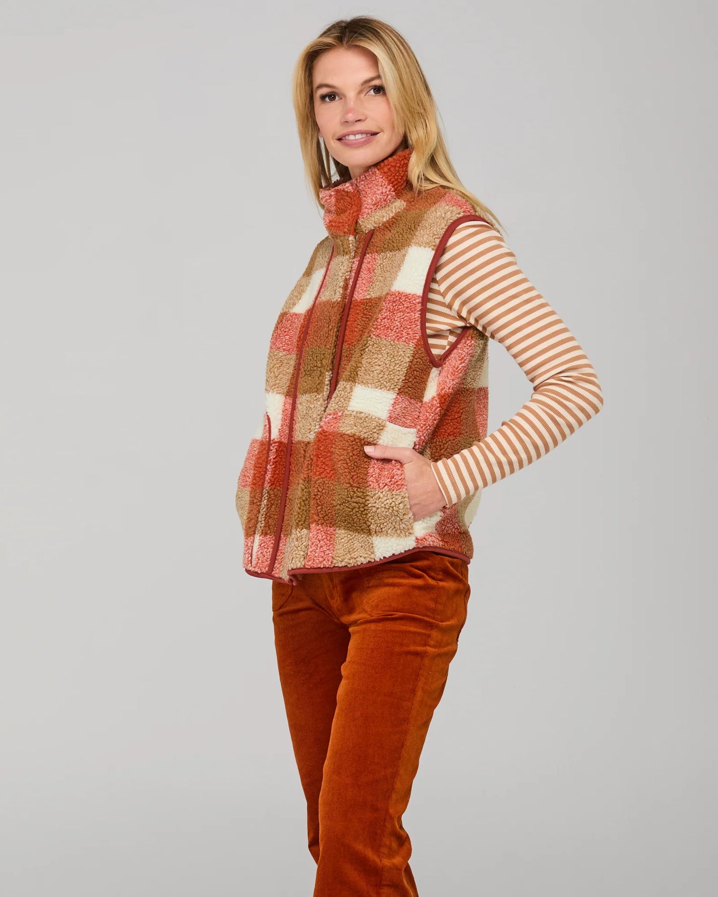 Alba Vest - Sabi Check