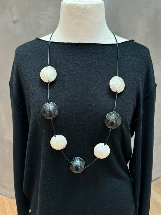 Ophelia Necklace - Black/White