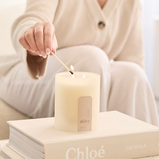 Al.ive Soy Candle - Apricot & Sweet Fig