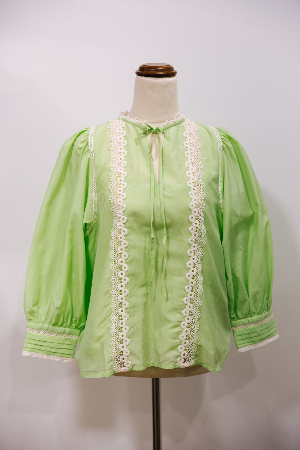 Emily Love Lock Anya Blouse Foam Green