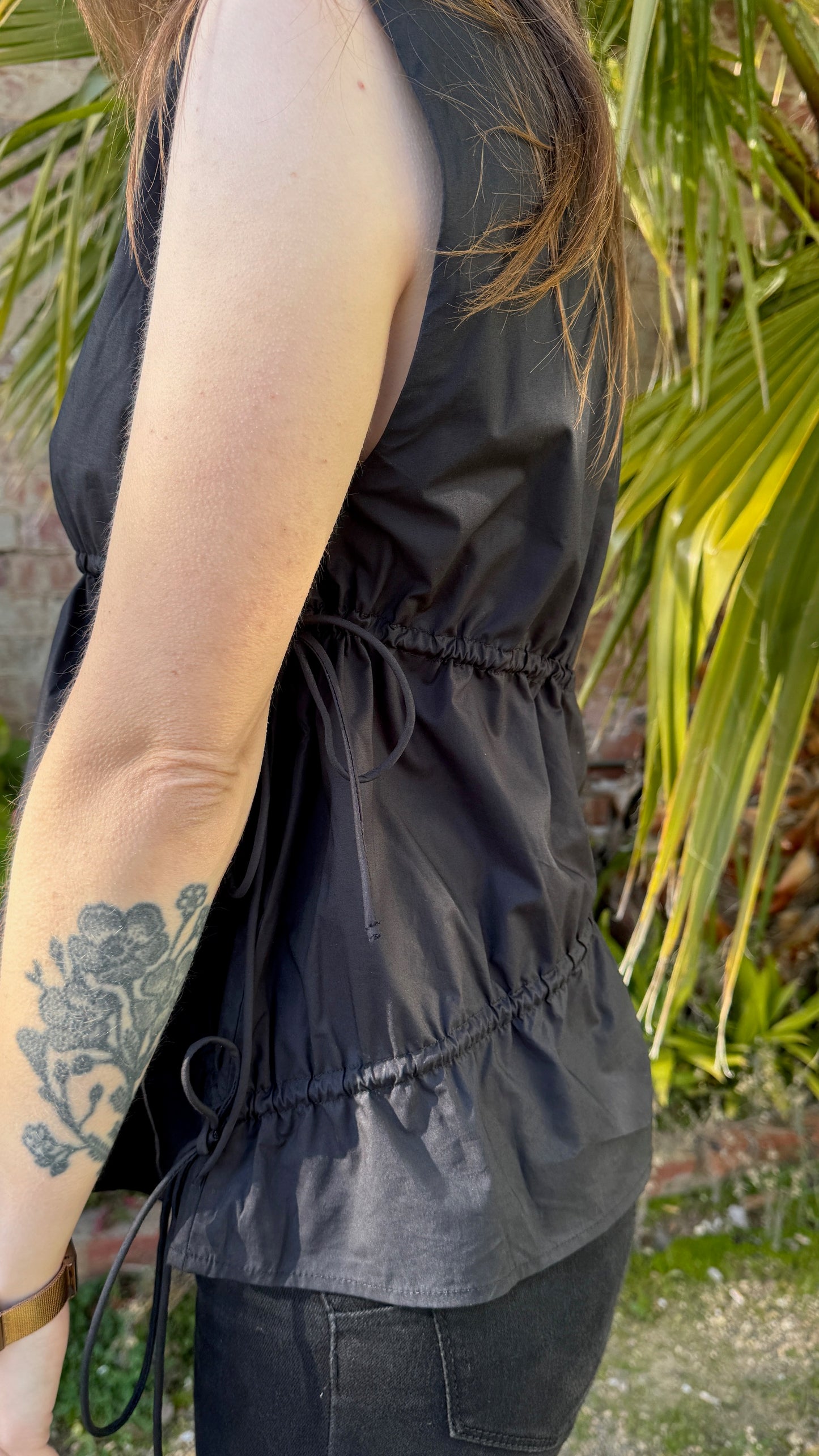 Elin Gathered Tie Top - Black