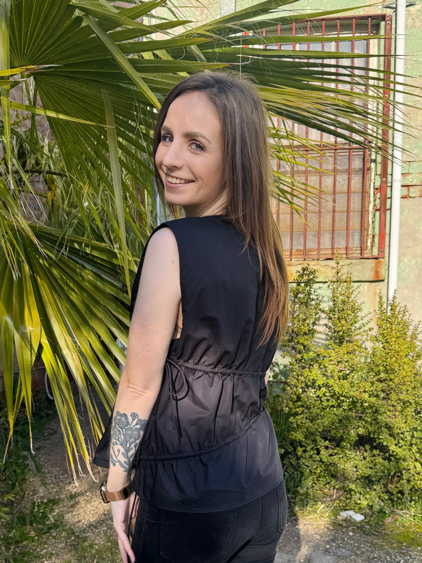 Elin Gathered Tie Top - Black