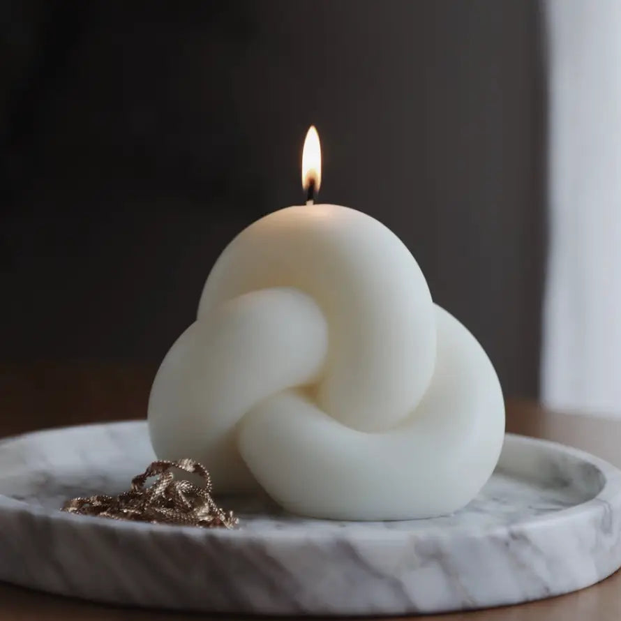By Billie The Knot Candle - Soy Wax